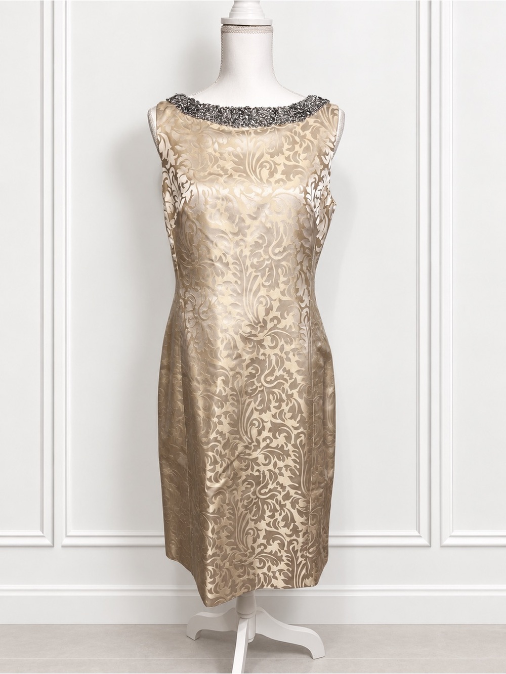 Vintage Y2K Banana Republic Silk Beaded Jacquard Cocktail Dress Size 10 - Picture 2 of 10